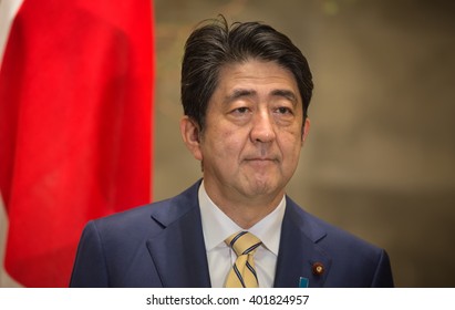 安倍晋三 の画像 写真素材 ベクター画像 Shutterstock