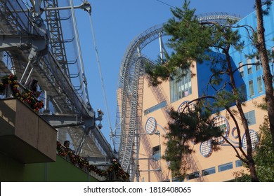 TOKYO, JAPAN - APRIL 26, 2019: Attractions in Tokyo Dome City. The Tokyo Dome City is a amusement park in city centre, Tokyo, Japan