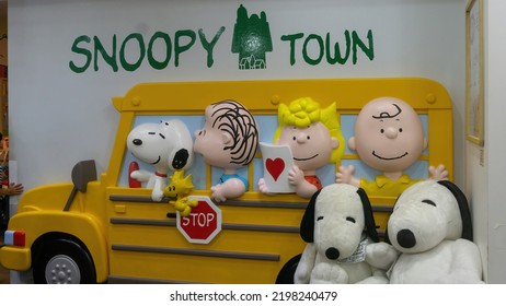 Tokyo, Japan - August 2018: Peanuts And Snoopy Mural Inside Snoopy Town Toy Store In Tokyo