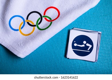 TOKYO, JAPAN, JANUARY. 20. 2020: Table Tennis Pictogram And Olympic Rings. Original Wallpaper For Olympic Game