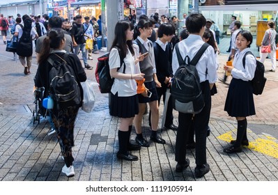 女子高生日本人images Stock Photos Vectors Shutterstock