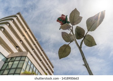 Tokyo, Japan - May 20, 2019: The Sculpture, Rose, By Isa Genzken, Outside The Mori Art Museum In Roppongi Hills