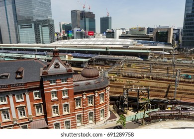 TOKYO, JAPAN - MAY 8, 2017: Top View Of Tokyo Station And JR Bullet Train, Aka Shinkansen, Parking At Station.