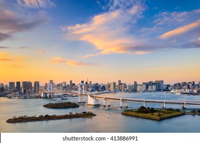 Tokyo, Japan skyline of Tokyo Bay.