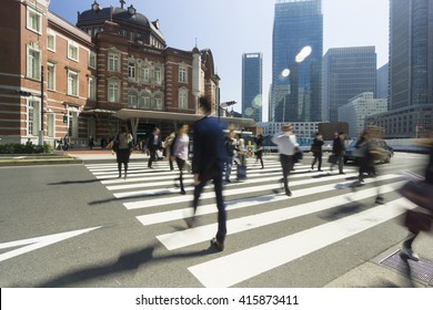 東京駅 人混み の画像 写真素材 ベクター画像 Shutterstock