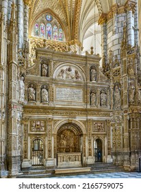 Toledo, Spanien - 31. Juni 2022. Kapelle des Bürgermeisters der Toledo-Kathedrale. Blick von der Evangeliumsseite. Toledo, Castilla La Mancha, Spanien.