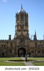 Tom Tower And Tom Quad Christ Church College Oxford