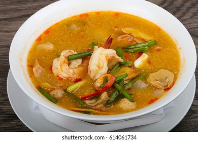 Tom Yam Soup Thai Cuisine Shrimps Stock Photo 632774348 Shutterstock