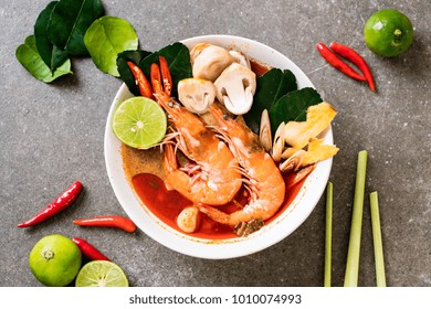 Tom Yum Goong Spicy Sour Soup - Thai Food Style