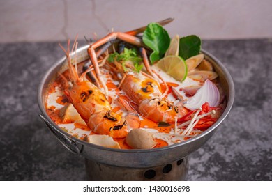 166 Tom Yum Hotpot Images, Stock Photos & Vectors | Shutterstock