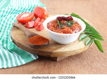 Tomato chutney, a healthy, traditional, popular and vegetarian Indian side dish for items like chapati, dosa, idli, roti and rice.