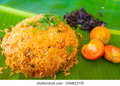 Tomato Pulao, An Indian Vegetarian Dish.