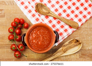 Tomato Sauce Inside Earthenware Pan