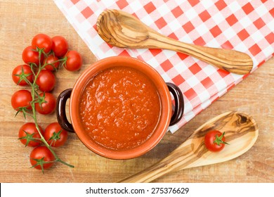 Tomato Sauce Inside Earthenware Pan