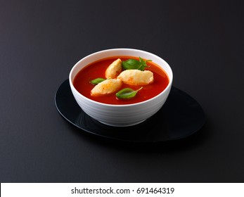 Tomato Soup With Semolina Dumplings