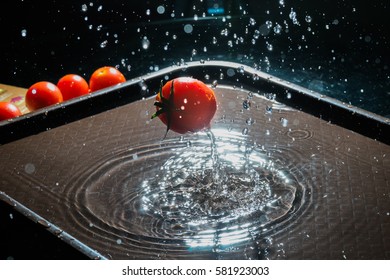 Tomatoes thrown overboard
