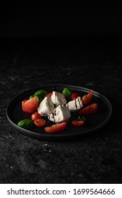 Tomato/Tomate Mozzarella - Dark Table Studio Setup - Delicious Darkfood Photography