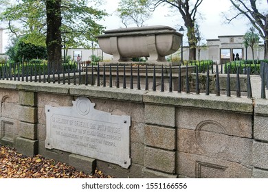 Tomb Of The English General Sir John Moore
Coruna, Galicia, Spain
11/01/2019