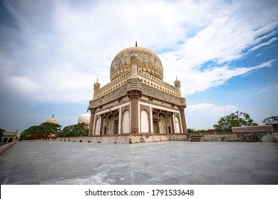 Tomb of Sultan Mohammed Quli Qutub Shah who was the fifth sultan of the Qutub Shahi Dynasty and who also founded the city of Hyderabad. 