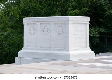 The Tomb Of The Unknown Soldier At Arlington National Cemetery