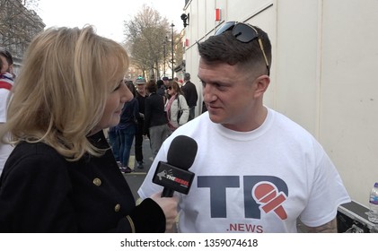 Tommy Robinson speaks to the alternative media at a protest for the implementation of Brexit. Whitehall, London, UK, 29/03/19