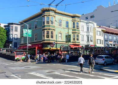 Tony's Pizza Napoletana Restaurant Exterior View In The North Beach Neighborhood San Francisco, California, USA - 2022