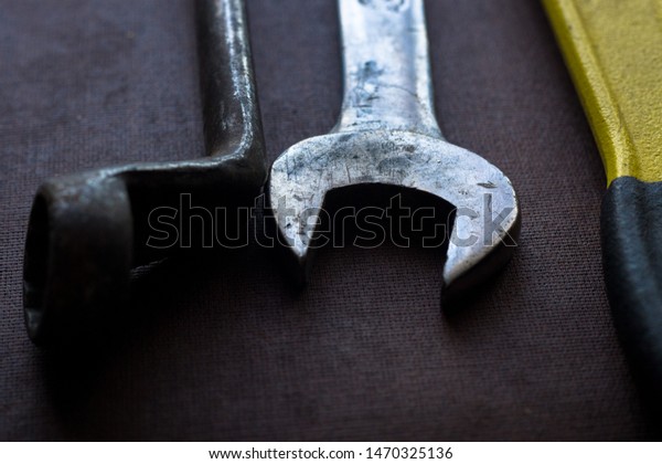 Tools for car mechanics. Old\
tools