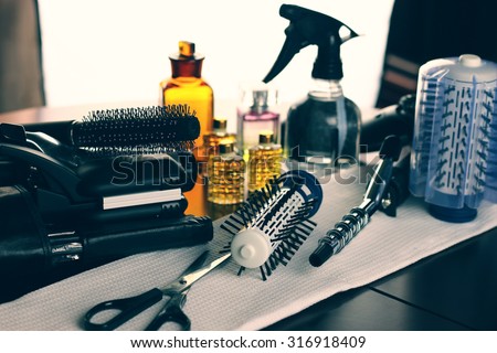 Tools hairdresser comb scissors