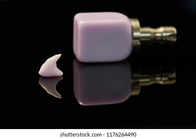 Tooth And Block Of Lithium Disilicate Glass-ceramic  For The CAD CAM Technology.