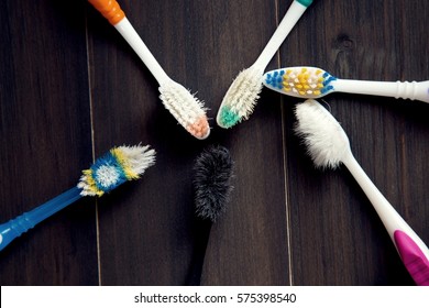 7,633 Old Toothbrush Images, Stock Photos & Vectors 