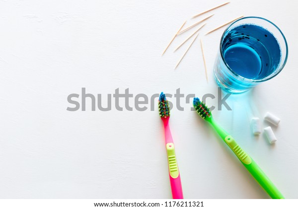 gum toothpicks