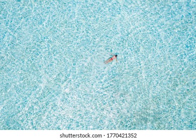 2,099 Beach swimmers aerial Images, Stock Photos & Vectors | Shutterstock