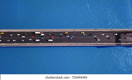 Top down aerial view - Traffic on Elisabeth bridge, Budapest, Hungary.