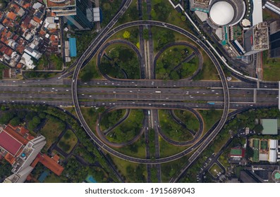 504 Overhead View Busy Intersection Images, Stock Photos & Vectors ...