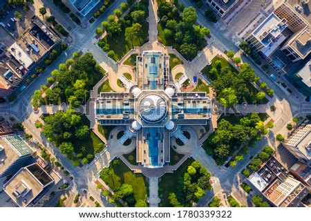 Top down view of Capitol Building and park in Madison Wisconsin