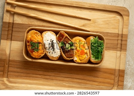A top down view of an inari sampler plate.