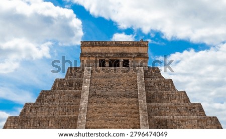 Top of the Kukulkan Pyramid, Chichen Itza, Yucatan, Mexico.