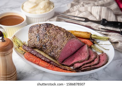 Top Round Roast Beef With Carrot And Mushed Potato