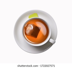 Vista superior de una taza de té con bolso de té aislado en fondo blanco