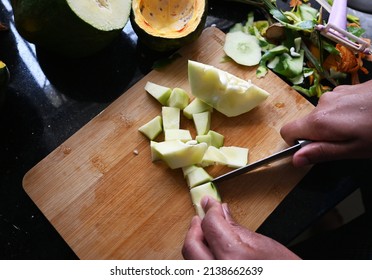 Top View Of The Cutting Of Raw Papaya