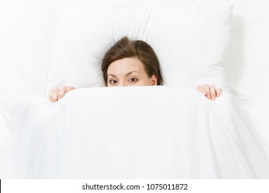 20,809 Woman lying on bed top view Images, Stock Photos & Vectors ...