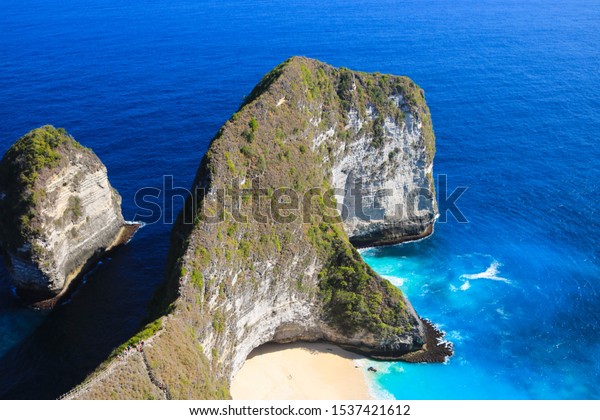 Top View Kelingking Beach Nusa Penida Stock Photo 1537421612 | Shutterstock