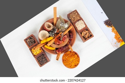 Top View Of North India All Mix Garam Masala Ingredient In Wooden Pot High Quality Images 