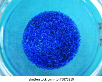 Top View Silica Gel Is An Amorphous And Porous Form Of Silicon Dioxide , Ready To Use Silica Gel Is Blue In Colour. When The Silica Gel Has Soaked Up A Lot Of Moisture, The Silica Gel Return To Pink. 