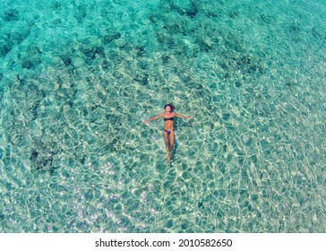 Top View Slender Fit Lady Sunbathing Stock Photo 2010582650 | Shutterstock
