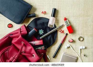 Top View Women Bag Stuff Female Stock Photo 488659009 | Shutterstock