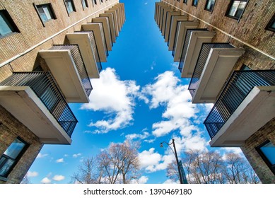 Toronto Apartment Building Complex In Toronto Midtown