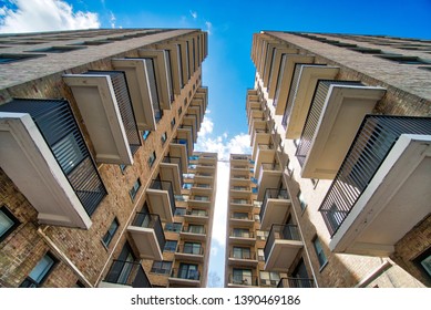 Toronto Apartment Building Complex In Toronto Midtown