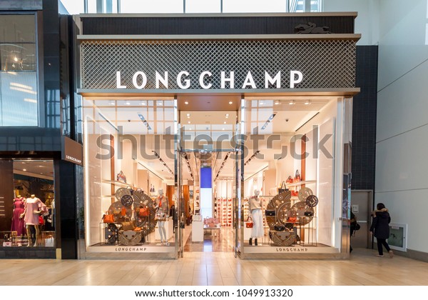 longchamp eaton centre