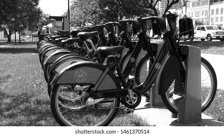 TORONTO CANADA - JULY 18 2019: Bike Share Toronto Kiosk In Toronto